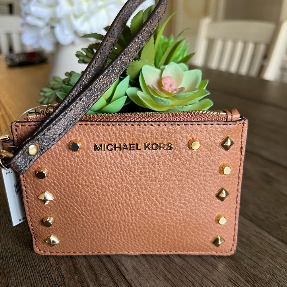 MICHAEL KORS Wristlet - Picture 1 of 11